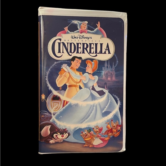 Walt Disney’s Cinderella Masterpiece Collection VHS (5265) - Picture 1 of 3